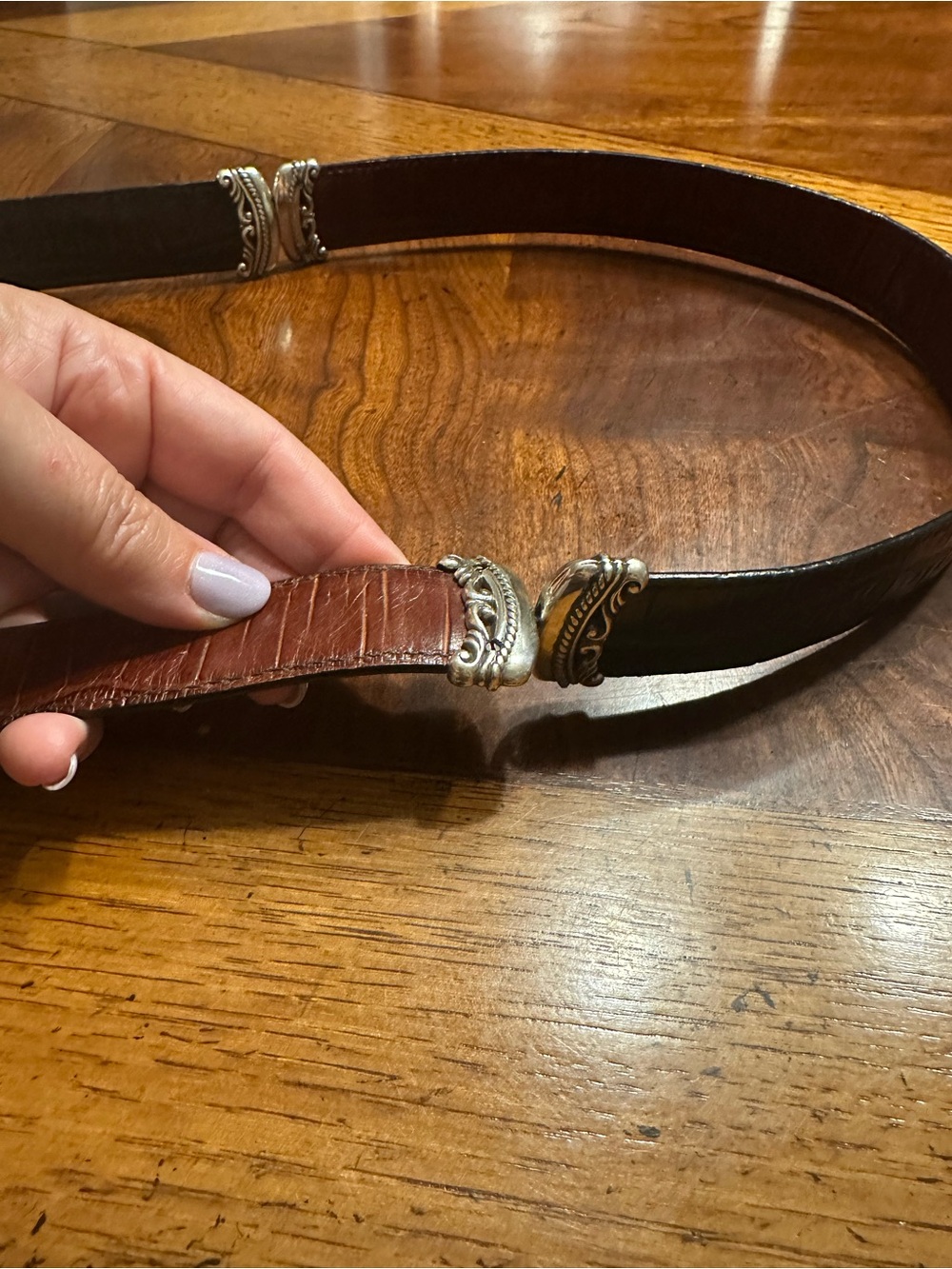 Women's Dual-Tone Leather Belt with Decorative Silver Buckle - Black/Brown - Picture 4 of 9
